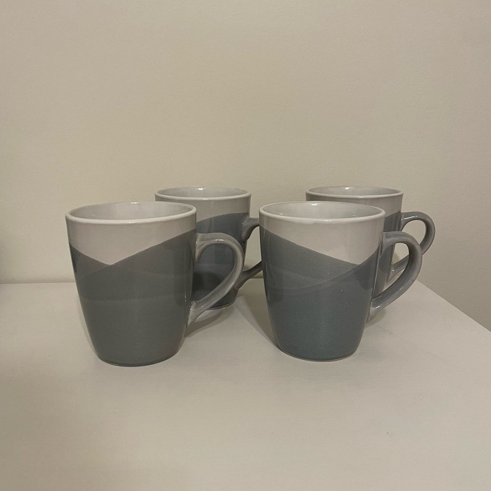 American Altier Mugs